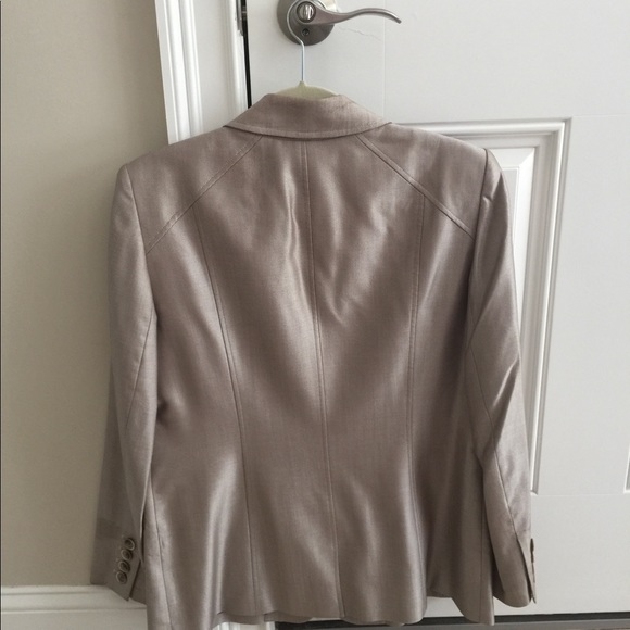 Ellen Tracy Suit (Jacket and Pants) - Picture 2 of 8